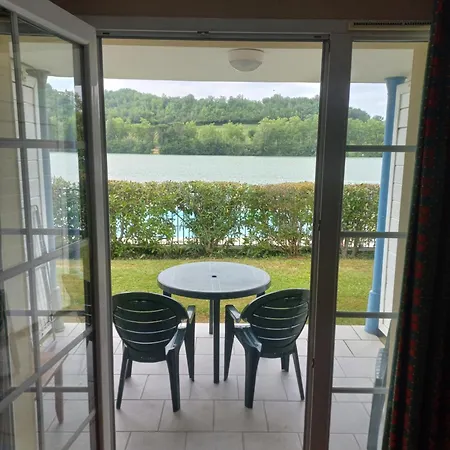 Au Bord Du Apartman *