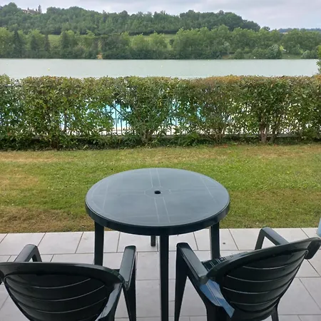 Au Bord Du Apartman *
