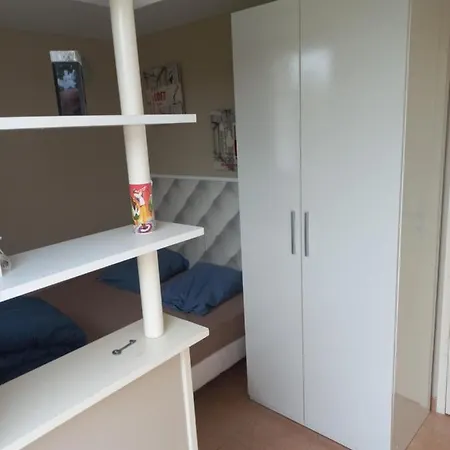 Au Bord Du Apartment